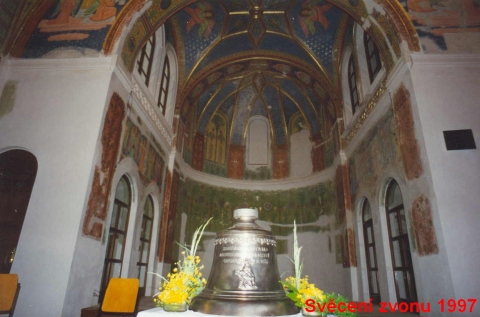 Svěcení zvonu pro kostel Sv. Rodiny