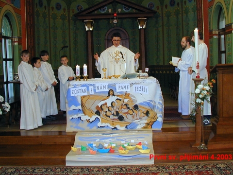 První svaté přijímání, duben 2003